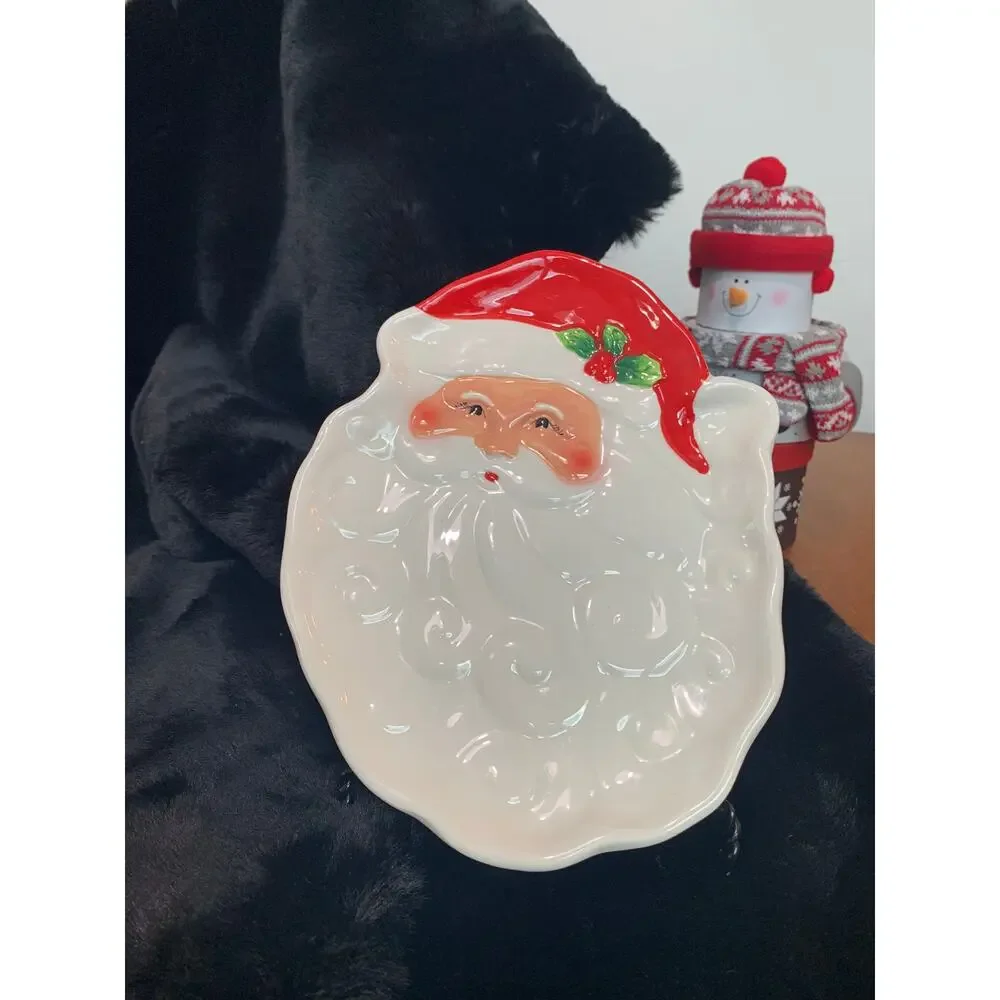 Pier One Santa plate, Dolomite
